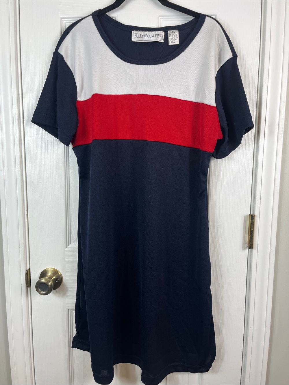 Hollywood & Vine red, white and navy blue shirt sleeved dress large. 100% poly